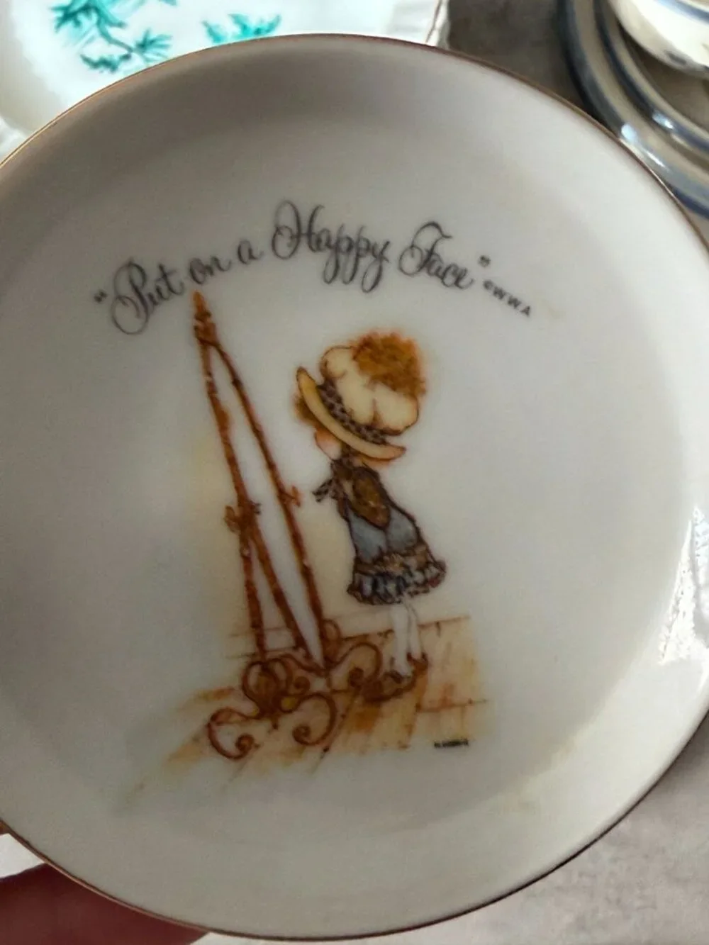 Vintage Holly Hobbie Set Five 3.5" Trinket Coasters Dishes Porcelain Japan 1973 - Picture 5 of 7
